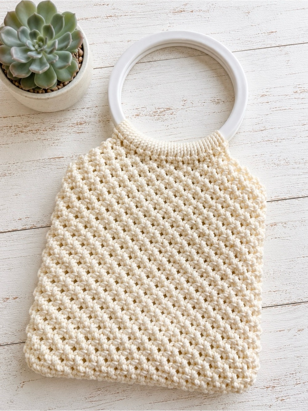 Vintage Style Cream Crochet Lucite Ring Handle Handbag Boho 70s Purse